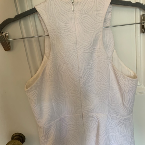Laundry White Quilted Graduation Dress Size 0 - Picture 3 of 8